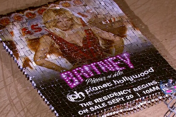 Britney Spears Planet Hollywood Card Stunt